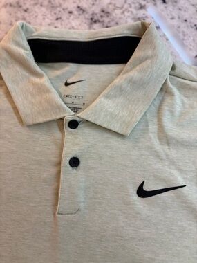 NWOT Nike Men’s Light Sage Green Dri-FIT Polo